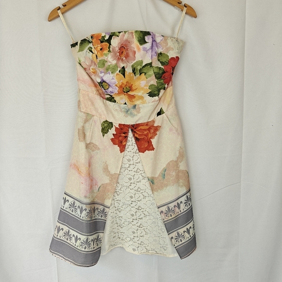 Farm Rio Mini Strapless Floral Lace Mini Dress Size Small Women's XS - Picture 1 of 11